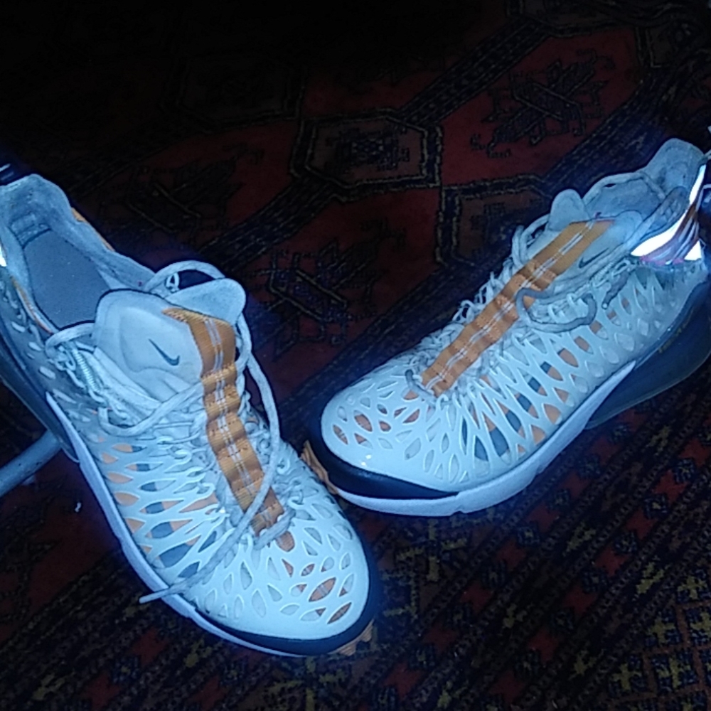 Nike new ispa 270 runner